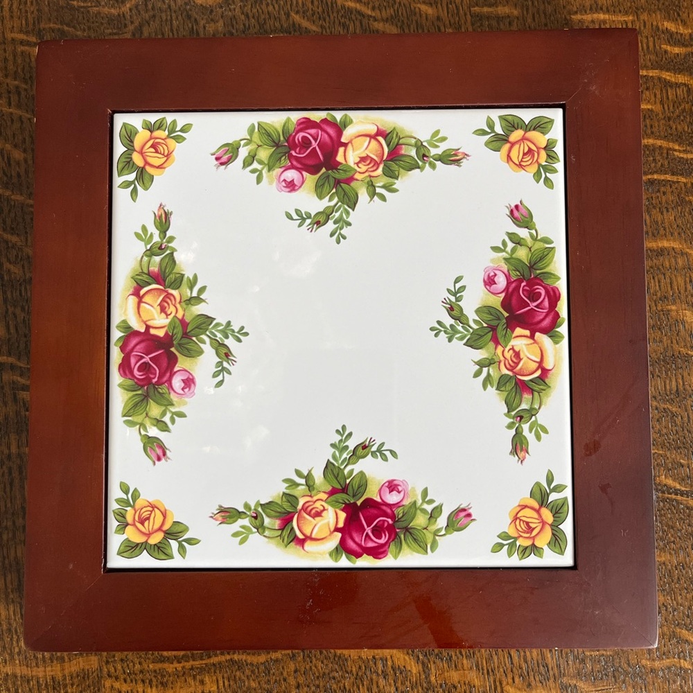 Royal Doulton tile decor.
